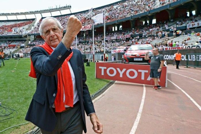 River Plate president Rodolfo D'Onofrio claims his Boca Juniors counterpart, Daniel Angelici, has gone back on his word
