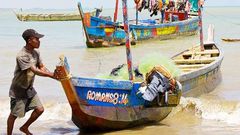 ___9162921___2018___12___3___16___fisherman