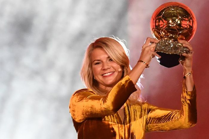 ___9165720___2018___12___4___13___23-year+old+Ada+Hegerberg