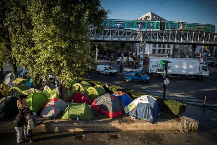Around 500 migrants are estimated to be living in the Calais area, with hundreds more living in Paris