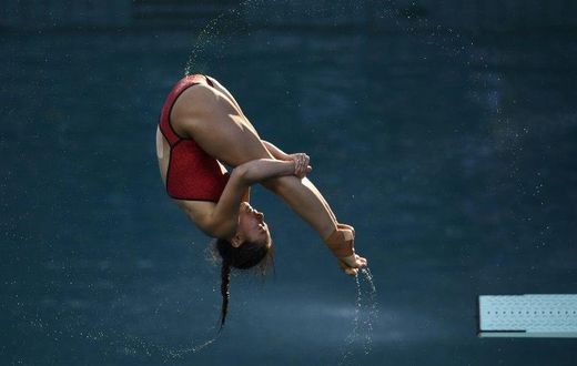He Zi won a silver medal at the 2016 Rio Olympics, where fellow diver Qin Kai proposed to her