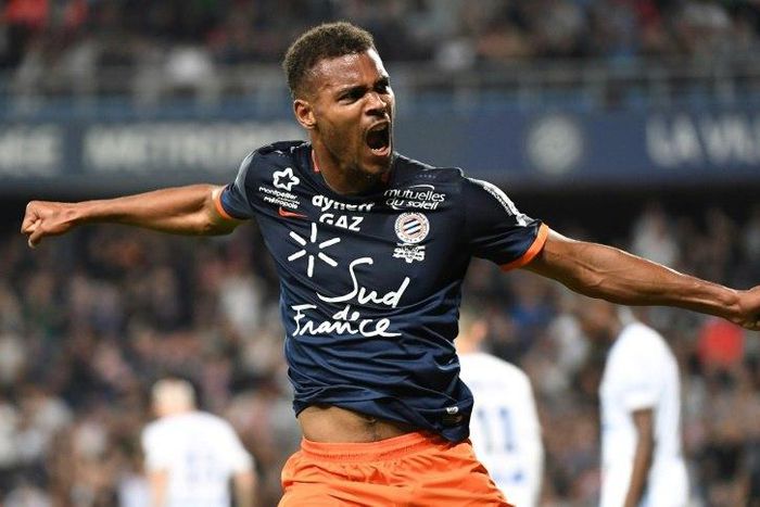 Montpellier forward Steve Mounie is expected to sign for newly-promoted Premier League club Huddersfield Town