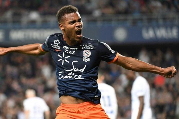 An £11.4 million ($14.8 million, 12.5 million euros) capture from Montpellier, French striker Mounie struck twice after Joel Ward's 23rd-minute own goal had broken the deadlock
