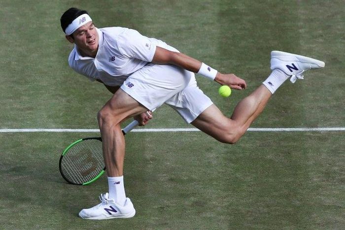 World number 10 Milos Raonic of Canada has defeated France's Nicolas Mahut to advance at the ATP and WTA Citi Open