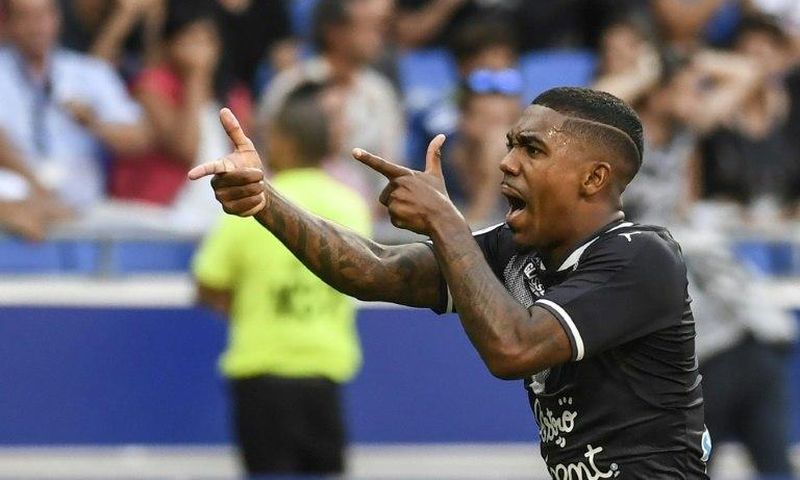 Bordeaux's forward Malcom celebrates after scoring a goal during the L1 football match against Olympique Lyonnais August 19, 2017