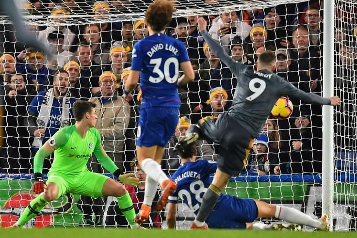 Jamie Vardy fired Leicester to a shock win at Chelsea