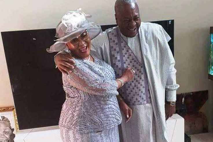 ___7067756___https:______static.pulse.com.gh___webservice___escenic___binary___7067756___2017___7___29___15___Mahama-and-family-1-620x330