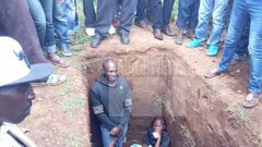 Widow occupies husband’s grave to stop burial as his killer walks free
