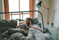 6 ways your emotional attachment style shows up in the bedroom