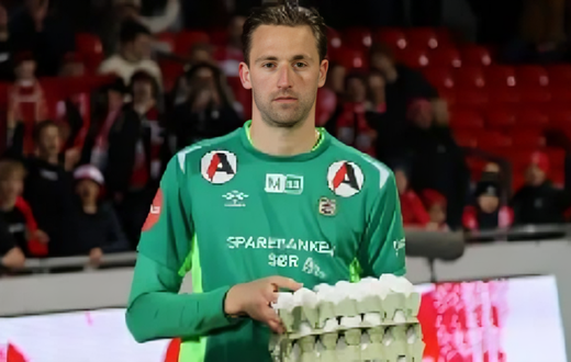 Why Haaland's ex-team goalkeeper was given crate of eggs as man of the match award