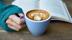 5 habits that instantly make you more attractive (no money needed)