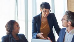 5 habits that instantly make you more attractive (no money needed)