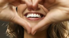 5 habits that instantly make you more attractive (no money needed)