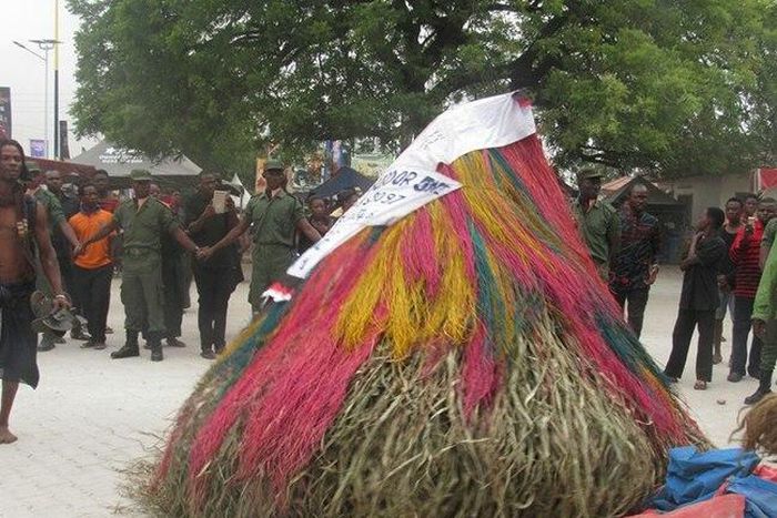 A wonderful display of magical acts by Voltarians