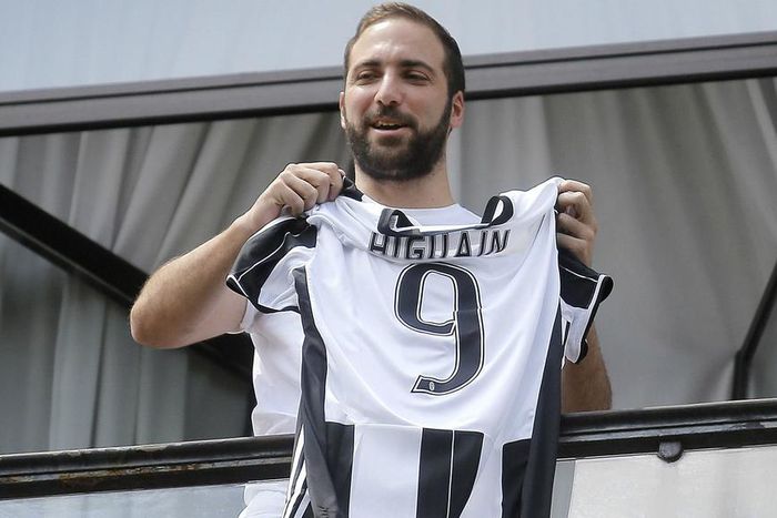 ___5318583___https:______static.pulse.com.gh___webservice___escenic___binary___5318583___2016___7___28___21___gonzalo-higuain-cropped_3189nm0uaub51qjypsv4s0k78