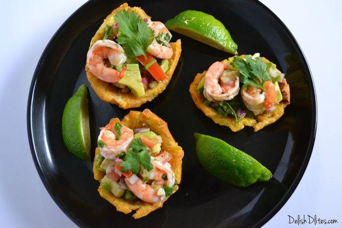 Plantain Cups with Shrimp and Avocado Salad (Paperblog)