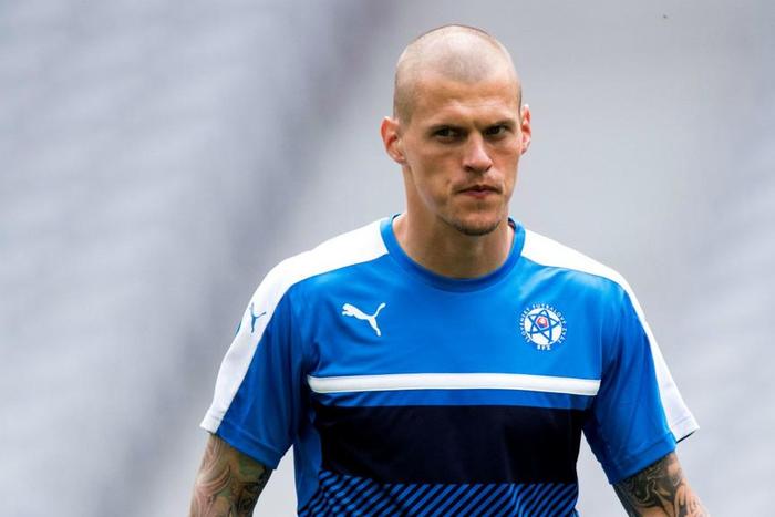 ___5237083___https:______static.pulse.com.gh___webservice___escenic___binary___5237083___2016___7___7___18___martin-skrtel-slovakias-training-session-14062016_1p4rhfmwstjgz1o639hdeccfeg