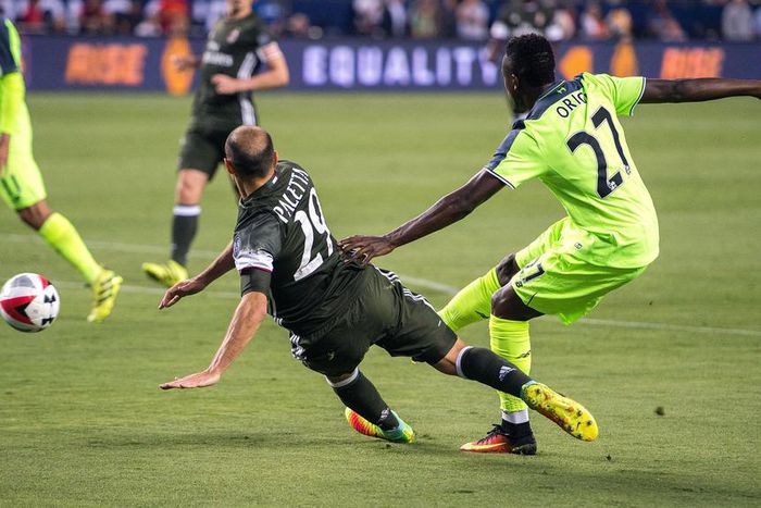 ___5326040___https:______static.pulse.com.gh___webservice___escenic___binary___5326040___2016___7___31___14___divockorigi-cropped_1wvabdho9zo8f1t1wzxhzykgiq