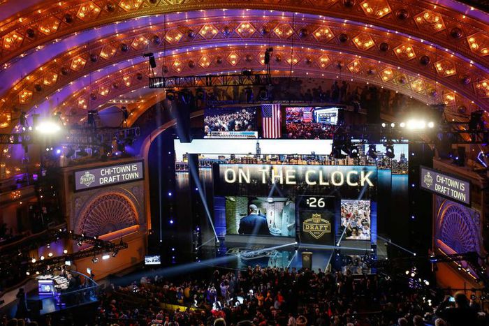 ___5445960___https:______static.pulse.com.gh___webservice___escenic___binary___5445960___2016___9___1___22___nfl-draft-5115-us-news-getty-ftr_1o5xbuu136sb71weadvg62t93r_2