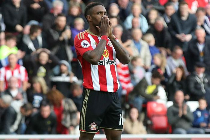 ___5527578___https:______static.pulse.com.gh___webservice___escenic___binary___5527578___2016___9___24___22___defoe-cropped_1ax2t38gcx8q51v4ce06bb6xoj_2