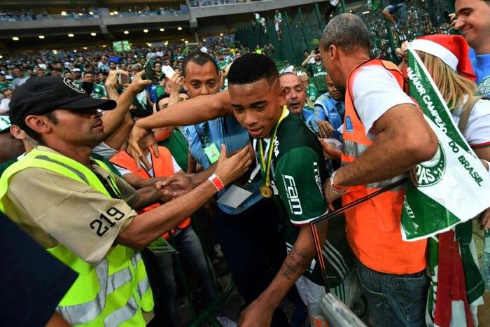 Palmeiras and Brazil player Gabriel Jesus (C) is making a $33 million move to Manchester City