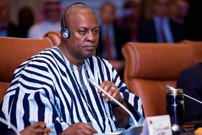 ___5487949___https:______static.pulse.com.gh___webservice___escenic___binary___5487949___2016___9___14___0___95201641508_880prez_mahama_arrives_in_new_york_for_70th_un_general_assembly