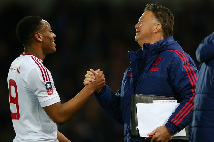 ___4922009___https:______static.pulse.com.gh___webservice___escenic___binary___4922009___2016___8___14___17___van-gaal-martial-cropped_119halv19tuuj1r63qfqar64f6