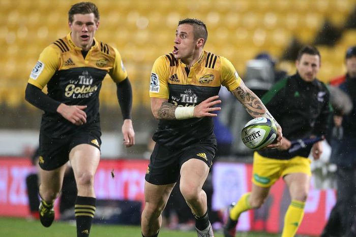 ___5298841___https:______static.pulse.com.gh___webservice___escenic___binary___5298841___2016___7___23___15___tj-perenara-cropped_8uy0r41vzz221adlvntr34m6z_2