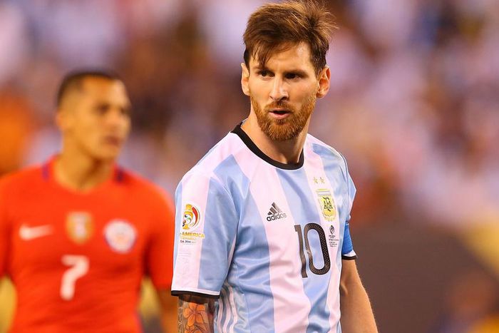 ___5433847___https:______static.pulse.com.gh___webservice___escenic___binary___5433847___2016___8___30___11___lionelmessi-cropped_zk6f2x3fyuxl1rig0ggdgoyfp