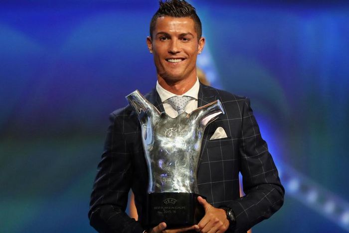 ___5420671___https:______static.pulse.com.gh___webservice___escenic___binary___5420671___2016___8___26___4___cristiano-ronaldo_zjwobryebn2c1uqu5ugce6252