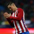 Atletico Madrid's Fernando Torres returned to full training for the first time this week since losing consciousness in a challenge with Deportivo la Coruna's Alex Bergantinos