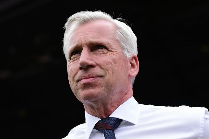 ___5035195___https:______static.pulse.com.gh___webservice___escenic___binary___5035195___2016___5___15___20___alanpardew-cropped_4g1lz2i7b2z714rgudgls595d