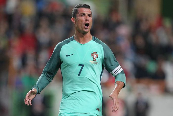 ___5047030___https:______static.pulse.com.gh___webservice___escenic___binary___5047030___2016___5___18___3___cristiano-ronaldo-cropped_1f9axhgfxpfzu1ibm7yra0s2t4_2