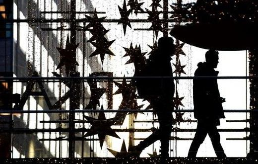 Market research firm GfK said German consumer sentiment about the future economic situation, income expectations and readiness to spend money all fell