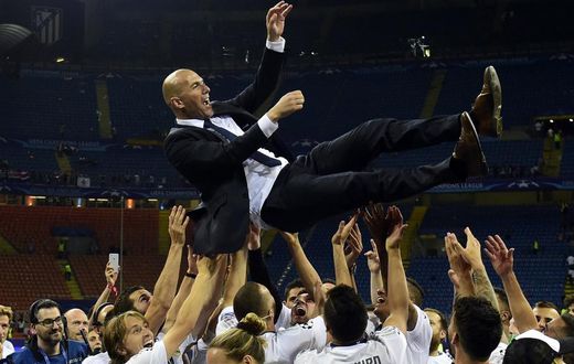 ___5087170___https:______static.pulse.com.gh___webservice___escenic___binary___5087170___2016___5___29___16___zinedine-zidane-cropped_1keczwoinf4bo1kpxk844u7562