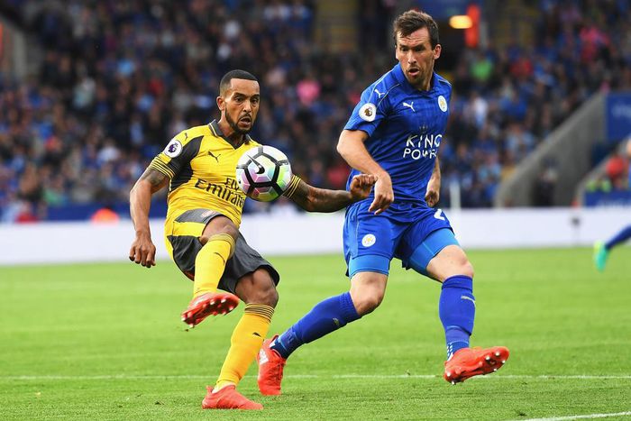 ___5402901___https:______static.pulse.com.gh___webservice___escenic___binary___5402901___2016___8___21___20___theo-walcott-cropped_1cv31ge8n350m1a8gbalamzq79