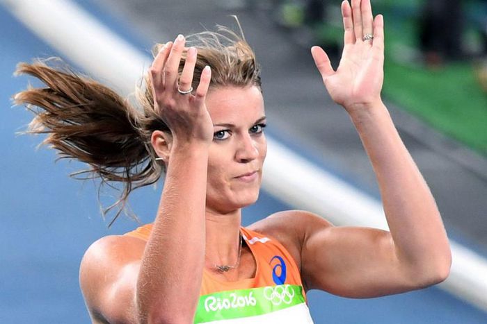 ___5388879___https:______static.pulse.com.gh___webservice___escenic___binary___5388879___2016___8___17___16___dafneschippers-cropped_oc1uxy0ri4ou1xre4w8xlbgvs_2