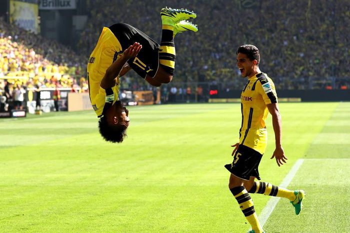___5427364___https:______static.pulse.com.gh___webservice___escenic___binary___5427364___2016___8___28___5___pierre-emerick-aubameyang-celebrates_dsrkzxrw8gxm173w99fqejpwk