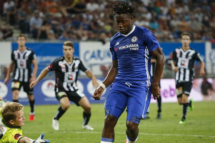 ___5302239___https:______static.pulse.com.gh___webservice___escenic___binary___5302239___2016___7___24___20___michy-batshuayi-cropped_16ymt5i94ymhe11pc5u86v2eu5_1