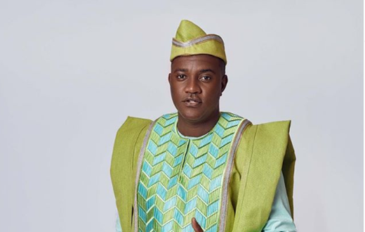 John Dumelo