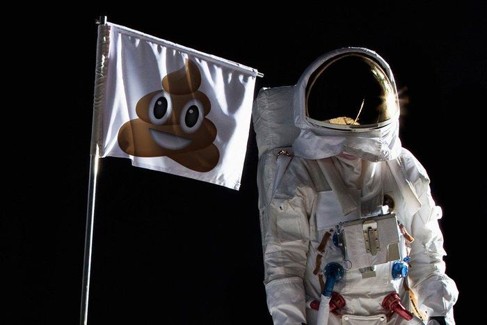 Pooping in outterspace