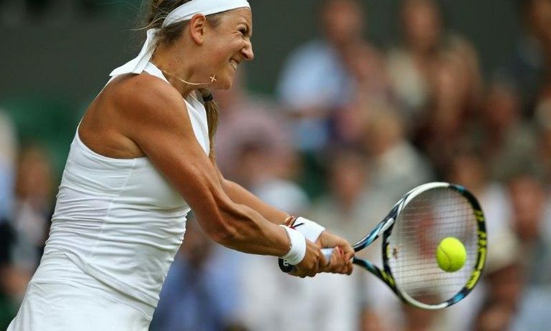 Victoria Azarenka in action at Wimbledon in 2015