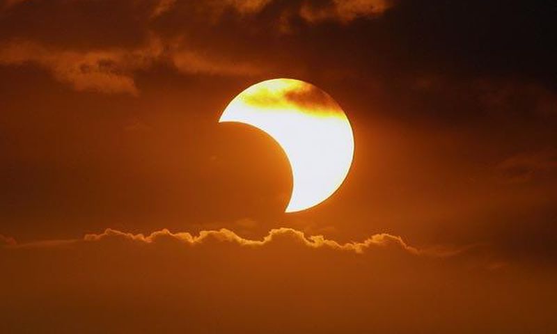 ___5432121___https:______static.pulse.com.gh___webservice___escenic___binary___5432121___2016___8___29___15___partial-solar-eclipse