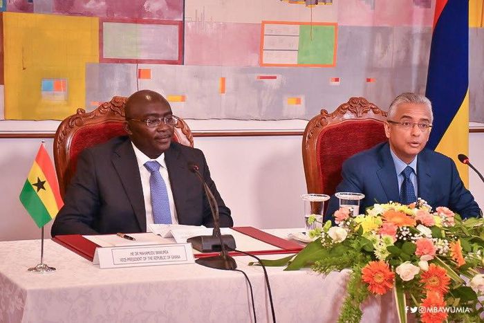 ___6370835___https:______static.pulse.com.gh___webservice___escenic___binary___6370835___2017___3___15___0___bawumia-mauitiaus1_2