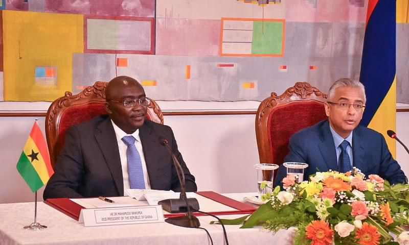 ___6370835___https:______static.pulse.com.gh___webservice___escenic___binary___6370835___2017___3___15___0___bawumia-mauitiaus1_2