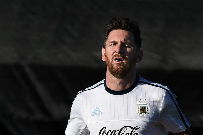 ___5124080___https:______static.pulse.com.gh___webservice___escenic___binary___5124080___2016___6___7___23___lionel-messi-cropped_9hyvyz1dwl2115b09z5sor0pr_2