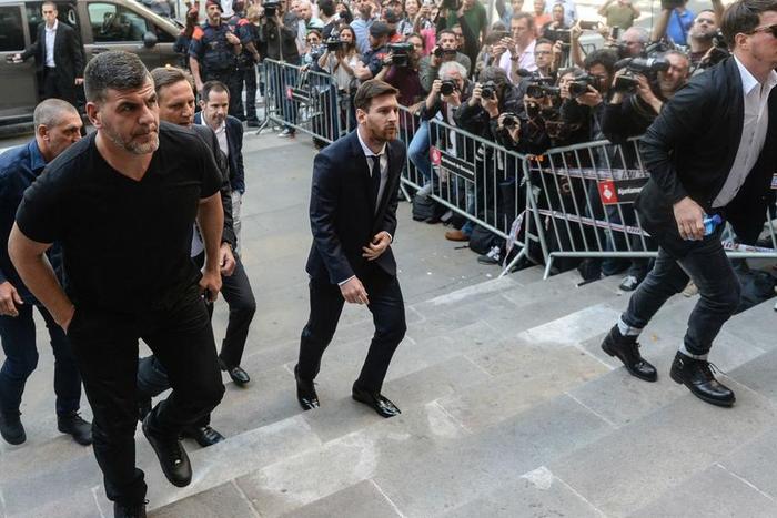 ___5104295___https:______static.pulse.com.gh___webservice___escenic___binary___5104295___2016___6___2___17___lionelmessi-cropped_1wj6pbqr66te31giguf7u3iklc