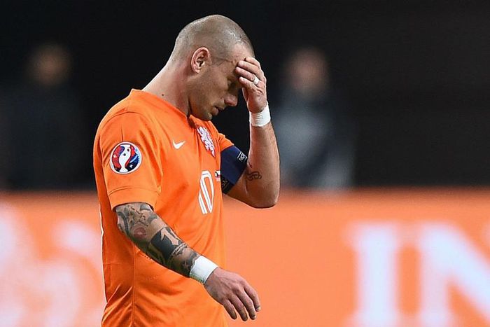 ___5446563___https:______static.pulse.com.gh___webservice___escenic___binary___5446563___2016___9___2___4___sneijder-cropped_dpo95xaj0vwv1p36q3sycznkj_1