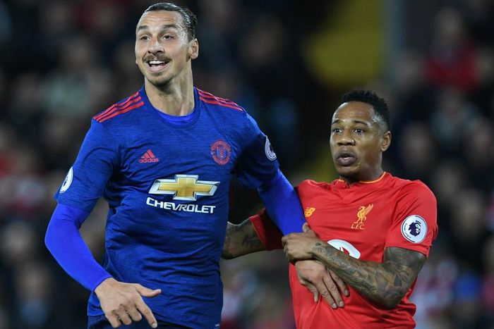 ___5620628___https:______static.pulse.com.gh___webservice___escenic___binary___5620628___2016___10___18___7___zlatan-ibrahimovic-nathaniel-clyne-cropped_3xt3whegjyxczcol3quu7vis
