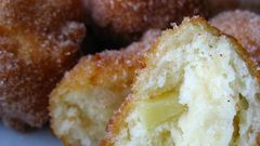 Apple fritters (allrecipes.com)